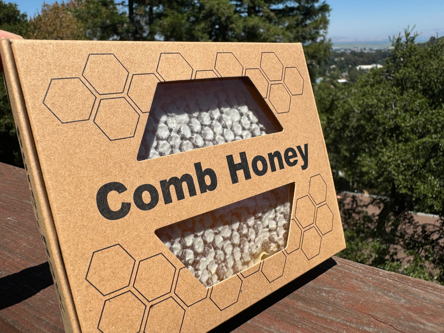 Comb Honey on the San Francisco Peninsula - Pure and Sustainable
