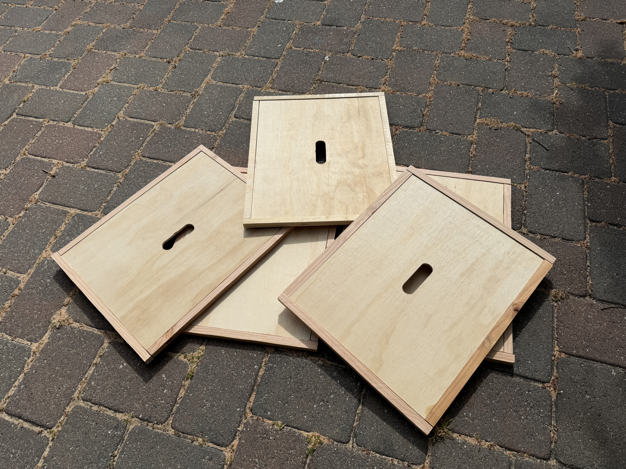 Inner Cover for 10-frame Hives
